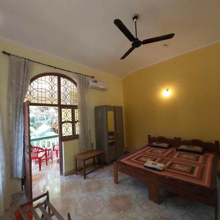 Joaquina'S Guest House Calangute Kültér fotó