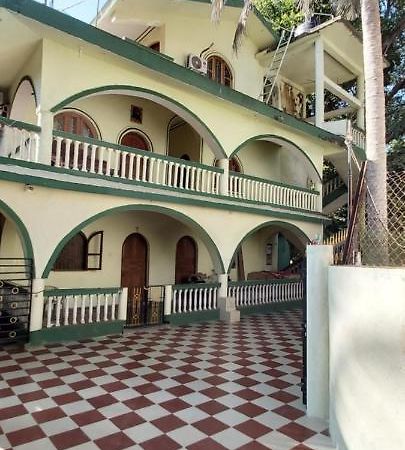 Joaquina'S Guest House Calangute Kültér fotó