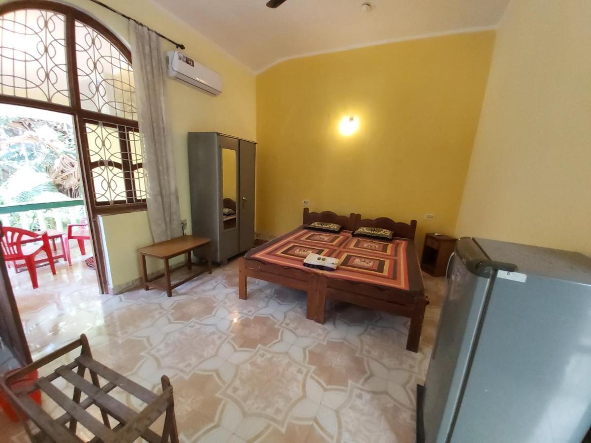 Joaquina'S Guest House Calangute Kültér fotó