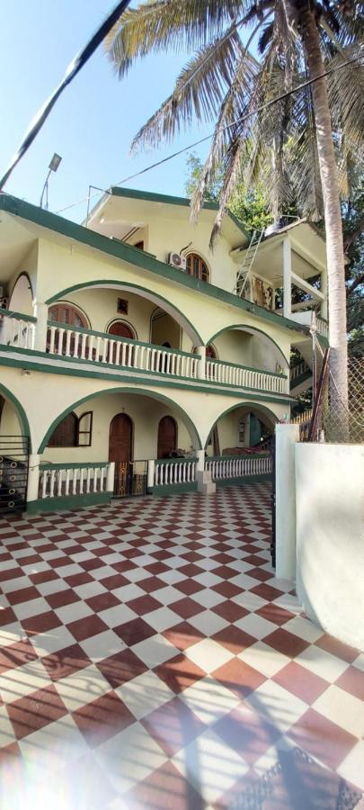 Joaquina'S Guest House Calangute Kültér fotó